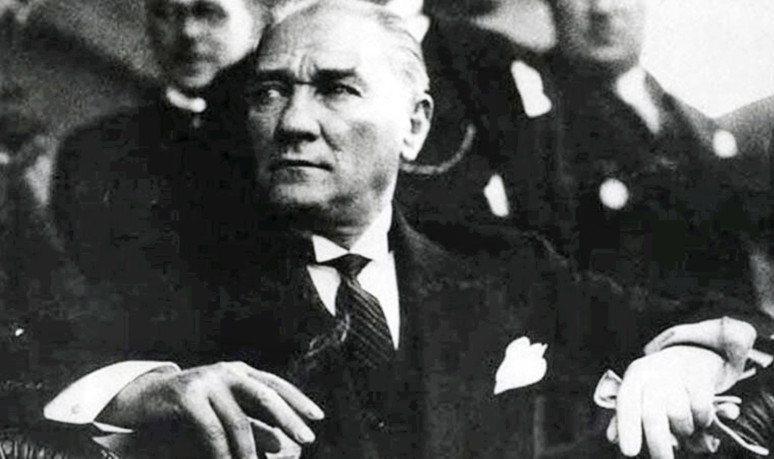 Öldüğünde kendine ait bir evi bile yoktu - Resim : 2