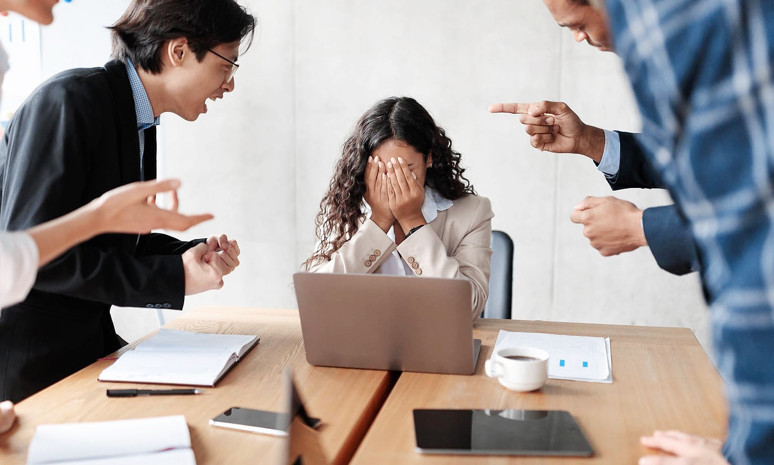 Çalışan kadınların uğradığı mobbing - Resim : 1